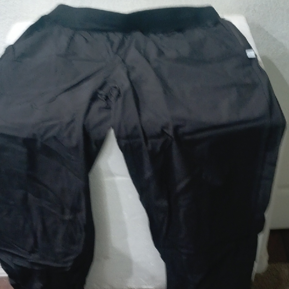 Kay Unger Black Garment